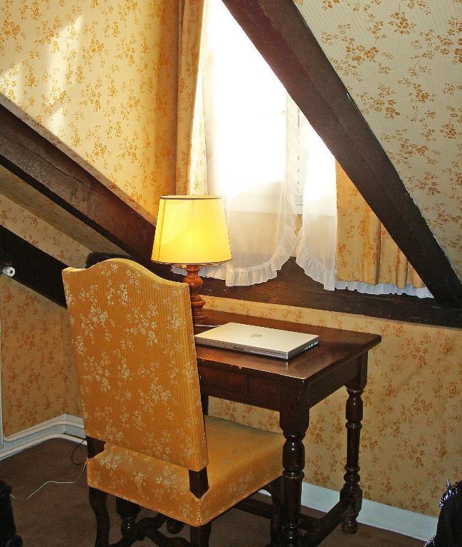 Hotel De La Bretonnerie Paris Zimmer foto